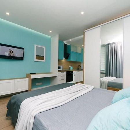 Happy Apartment, Warmth, Comfort, Turquoise Kijev Kültér fotó